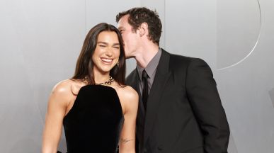 Dua Lipa и Callum Turner с втора сватба в Сицилия