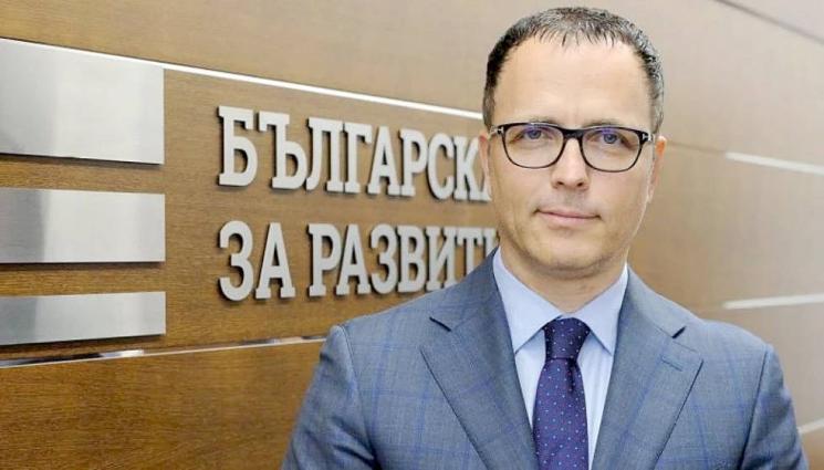 Емануил Йорданов - Адвокатът на Мавродиев: Вероятно той сам ще поиска екстрадиция