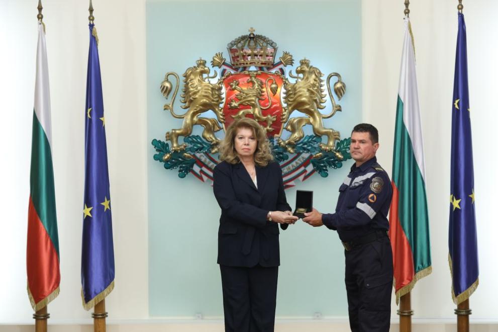 йотова