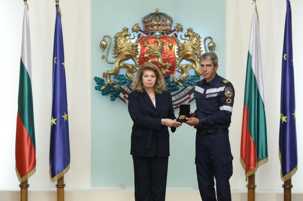 йотова