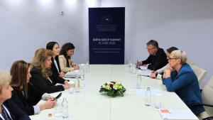 Илияна Йотова и Наташа Пирц Мусар