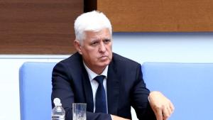 Договорът за основен ремонт на българския транспортен самолет Ан 30