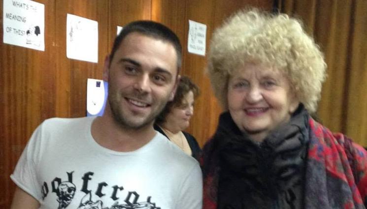 а - Любимец на Лолова става Тодор Колев