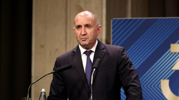 Румен Радев