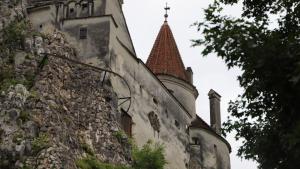 Зад дебелите стени на замъка Бран: Дракула и световната реклама на Трансилвания