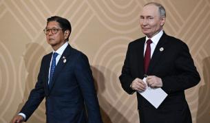 Русия освободи 24 филипинци след намеса на президента Маркос