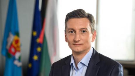 Иван Василев
