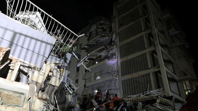Ужас във Венецуела: Апокалиптични сцени след смъртоносния трус (СНИМКИ)