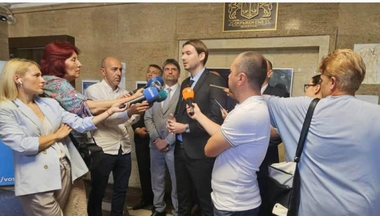 с - 49-годишен мъж е обвинен за документно престъпление след акцията в район „Приморски“