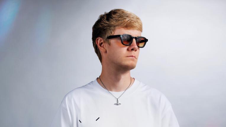 диджей