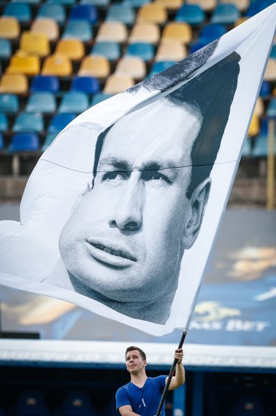 Левски1