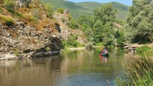 Продължава издирването на второто дете изчезнало във водите на река