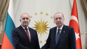 Румен Радев се срещна с Реджеп Тайип Ердоган преди срещата