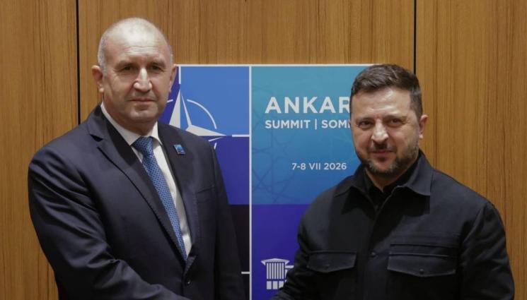 радев зеленски - Румен Радев се срещна със Зеленски в Анкара
