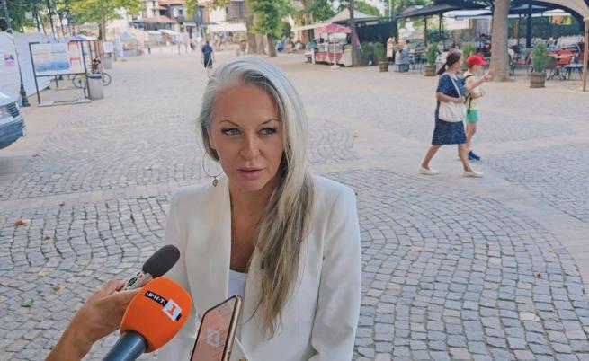 Анна Митова