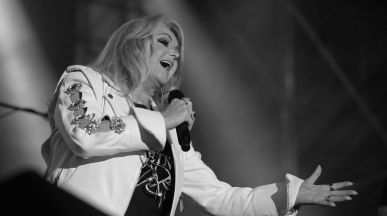 На 75 години почина легендата Bonnie Tyler