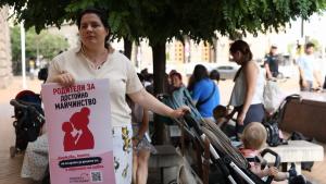 Родители от няколко града в страната излязоха на протест под