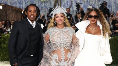 Rihanna и Eminem бяха сред музикалните гости на концертите на Jay-Z в Ню Йорк