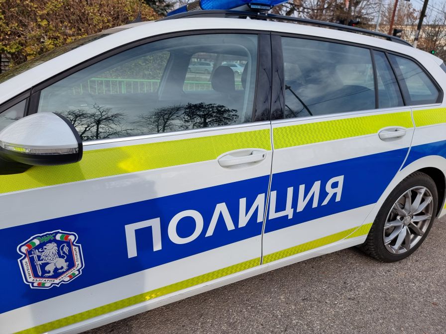 Автомобил блъсна 2-годишно дете във Видинско