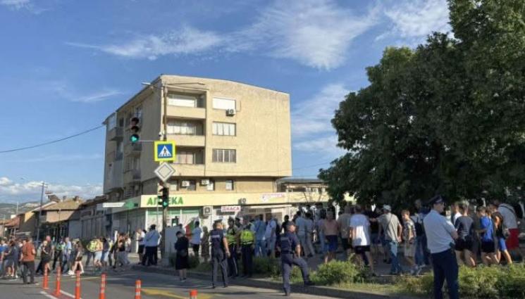 цц - Кресна остава в протестна готовност заради ограничителни колчета