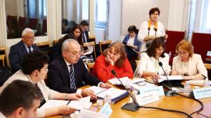 Министерството на финансите обмисля промяна в размера на данъчното облекчение