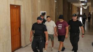 служители НАП подкуп