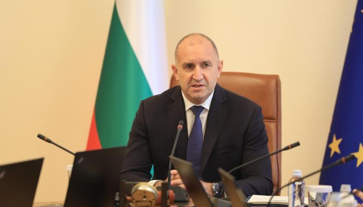 Радев - Румен Радев: Изключено е от българска територия да се водят бойни действия в Близкия изток