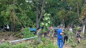 Военнослужещи от СКСО оказват помощ по преодоляване на щетите от