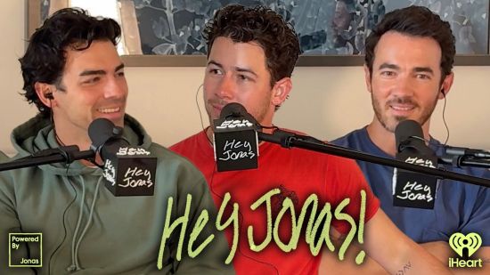 Joe Jonas е преживял тежки паник атаки след като дебютният му солов албум