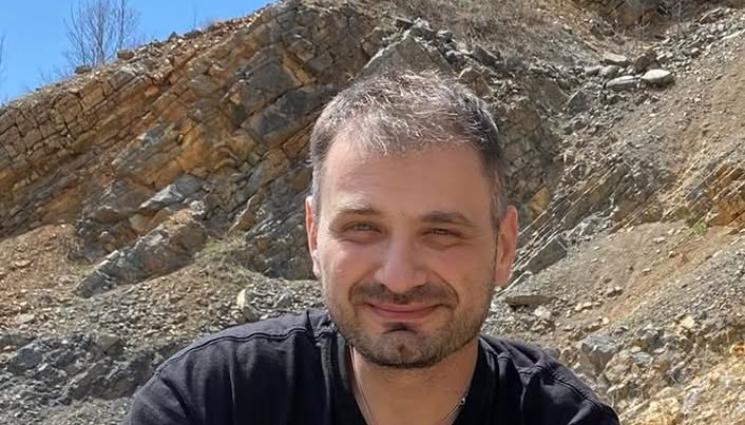 Владимир Николов - Палеонтологът Владимир Николов пред 