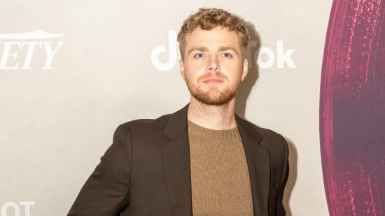 ALEX WARREN ПРЕДСТАВЯ ПРЕДСТОЯЩИЯ АЛБУМ С НОВ СИНГЪЛ И МУЗИКАЛНО ВИДЕО