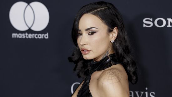 Demi Lovato потвърди специално участие в „Camp Rock 3“
