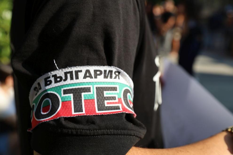 Протестиращи пред Съдебната палата в Пловдив настояха за справедлив процес за убийството на Георги Кузев и промяна в Наказателния кодекс