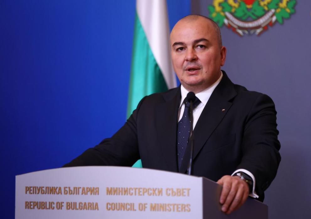 Министър Абровски