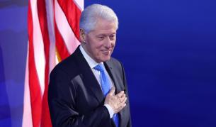 Бил Клинтън на 80: Президентът, който управляваше в съвсем различна Америка