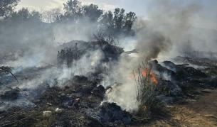 Пожарът край Рупите отново се разгоря
