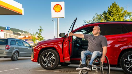 Платена публикация: Shell стартира „Достъпната спирка“ – инициатива за по-приобщаващо обслужване