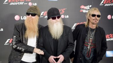 ZZ Top се завърнаха на сцената дни след смъртта на Frank Beard