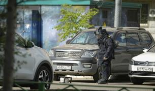 Руски подполковник загина при взрив на кола в Санкт Петербург, съпругата му е ранена