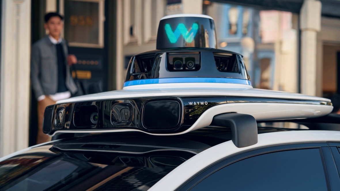 waymo автономен автомобил