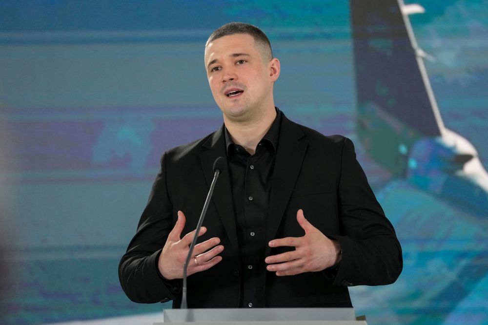 Михайло Федоров започна работа за военните в Италия