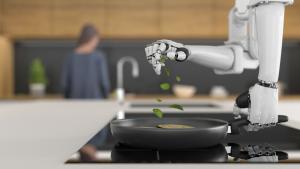 Роботи-готвачи настъпват в Китай: Как това ще се отрази на цените в ресторантите и работните места