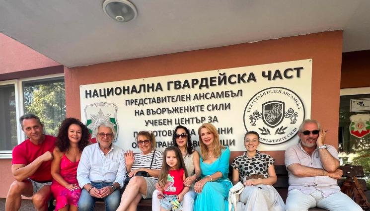 горанов хранова - Армията пенсионира Хранова и Горанов!