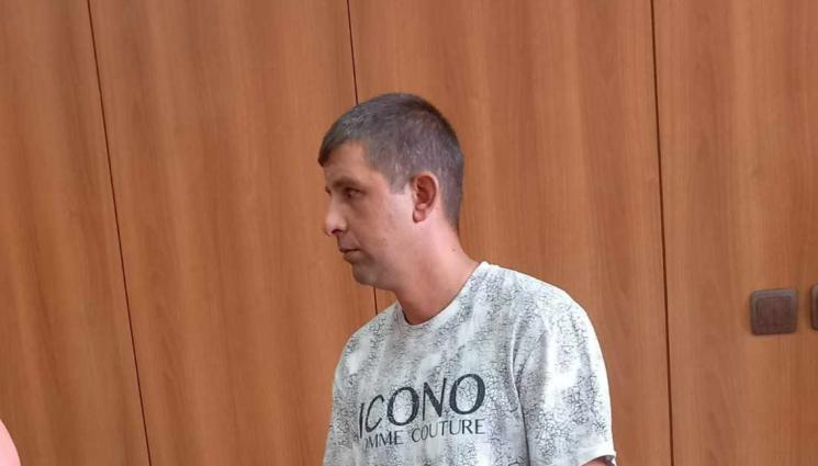 лешояд - Обвиненият за мъртвите лешояди остава с твърда гаранция