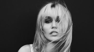 Miley Cyrus обяви нов албум и премахна фамилното си име