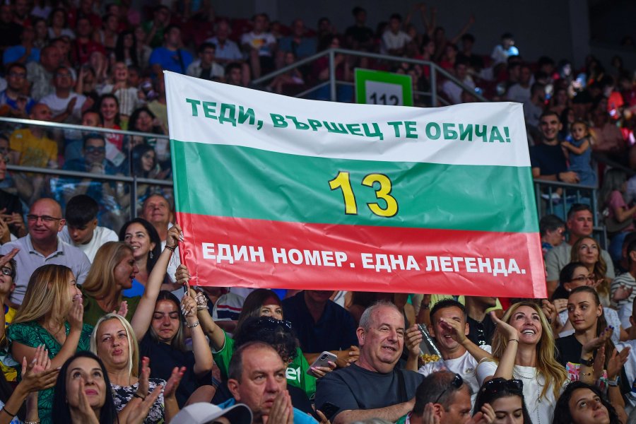 Бенефис на Теодор Салпаров1