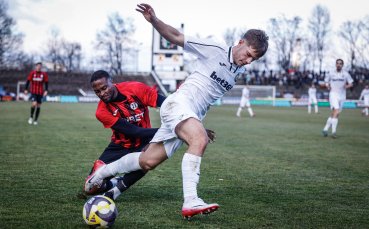 Славия изпрати сръбски нападател в Марек