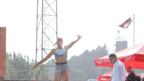 Галина Николова