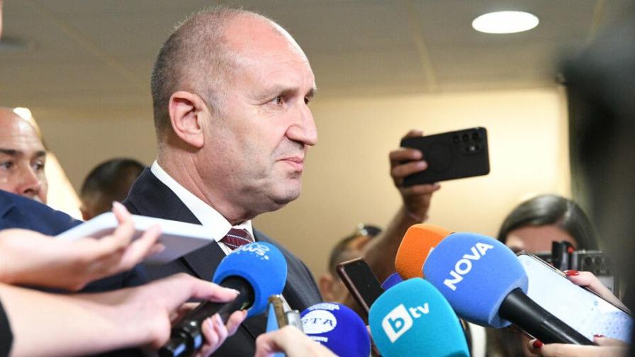 Радев заминава за Париж за срещата на върха по космическите въпроси