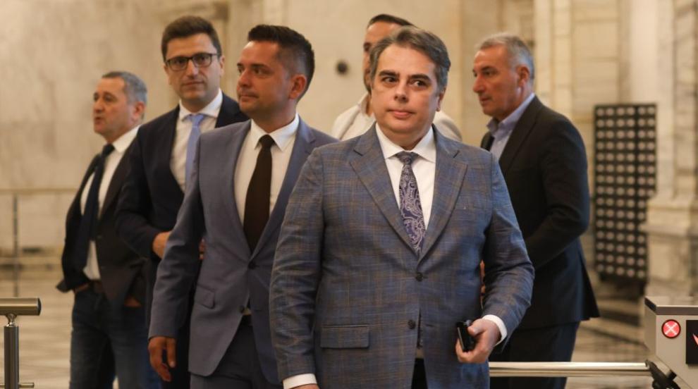 „Продължаваме Промяната“ подкрепят двойката Гюров - Кандев за президентските избори
